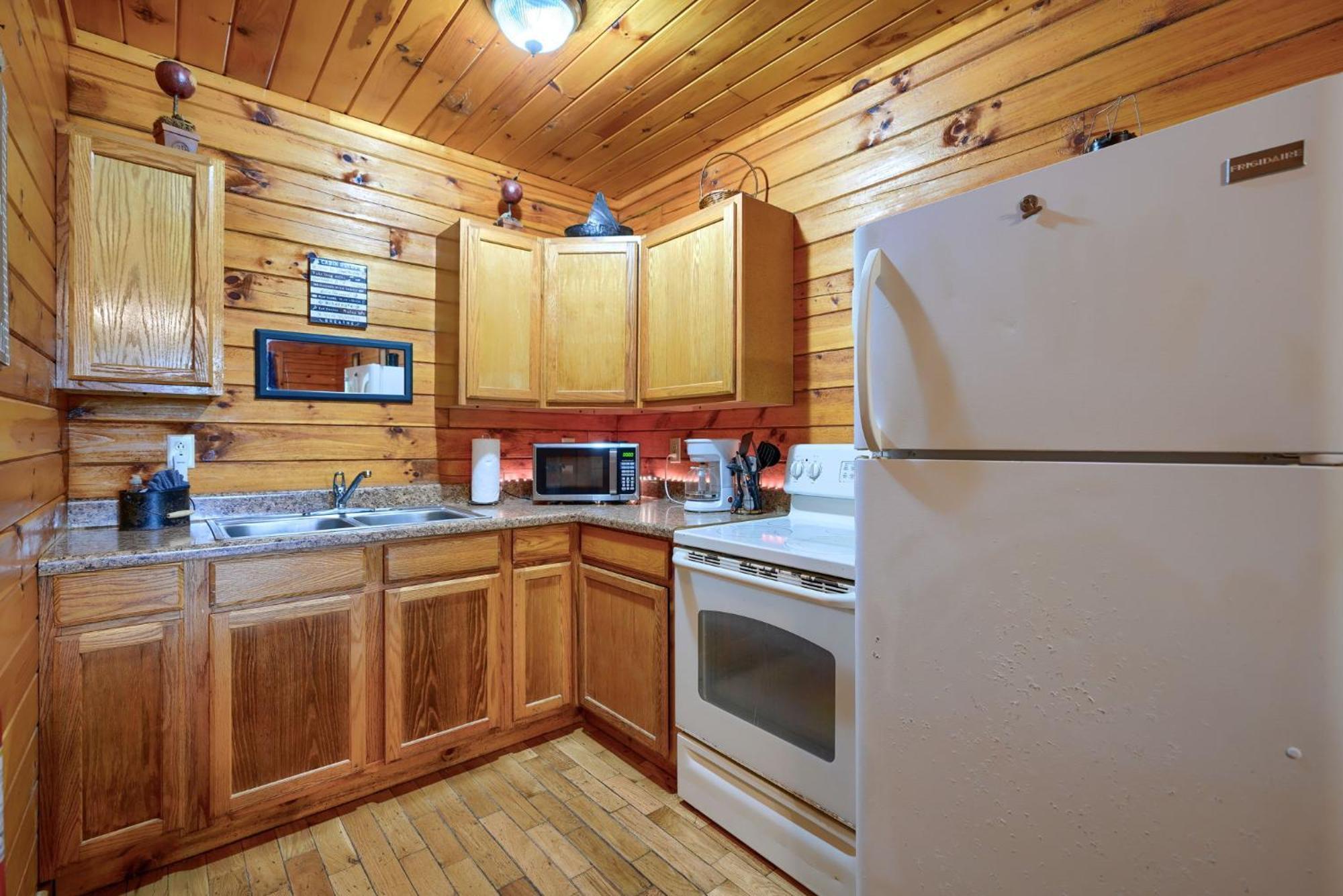 Blue Rose Cabins - Pine Ridge Cabin Logan Extérieur photo